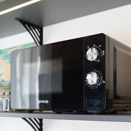 The Hidden Gem - 4 Smart And Quiet Block Appartement *